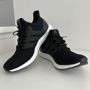 NEW Adidas Ultraboosts 4.0 DNA Black Men’s 12
